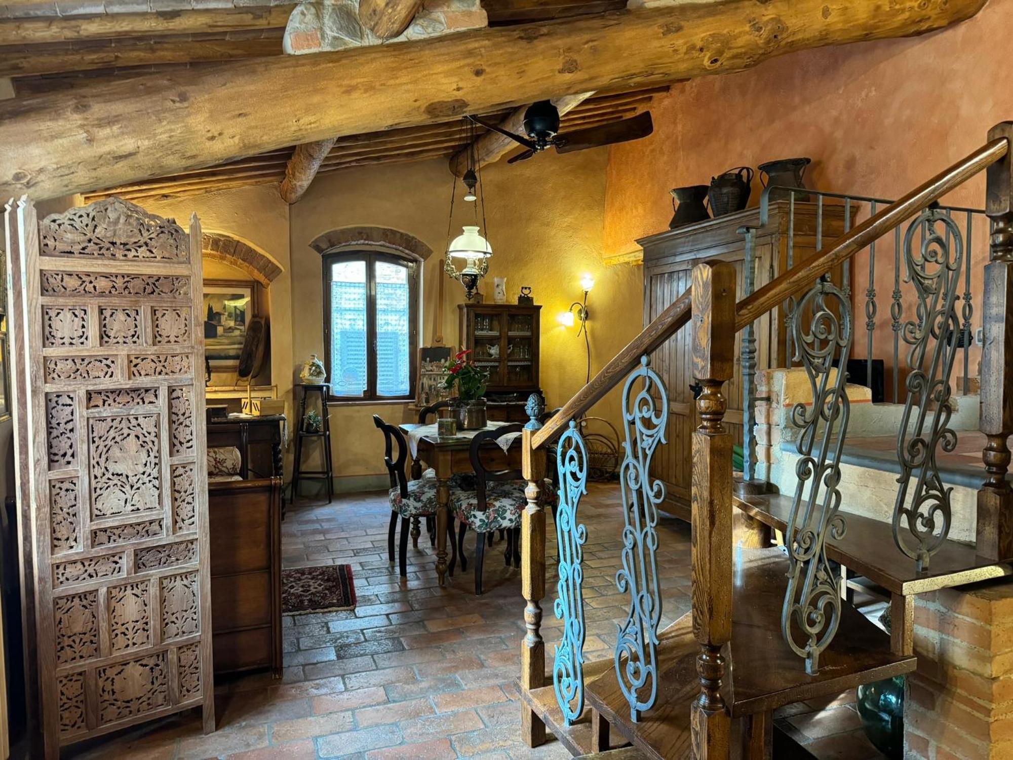 Casa Giulia, Il Gioiello Del Borgo Apartment Черталдо Екстериор снимка